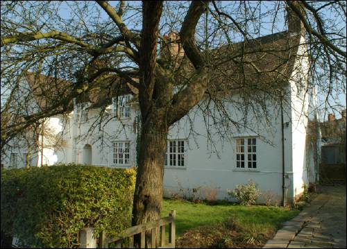 074 Erskine Hill